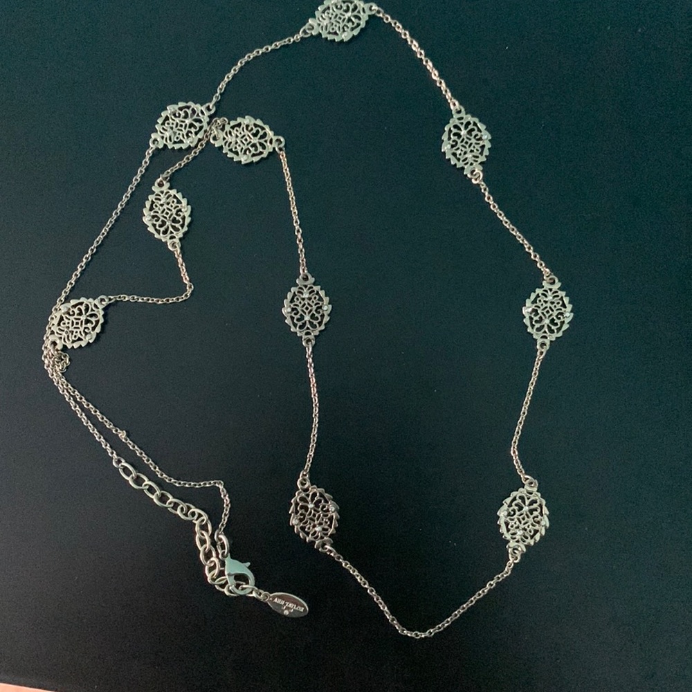 ANN TAYLOR Gold Filigree Station Necklace 19”